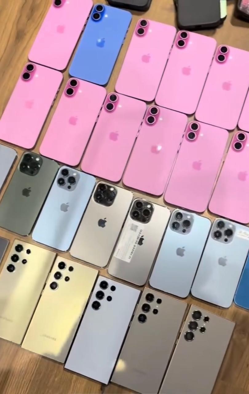 iPhones Series Pink & Pro